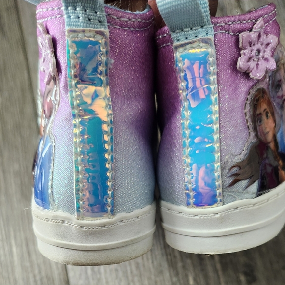 Disney Frozen 2 Anna & Elsa Snowflake high-top sneakers - Picture 5 of 5